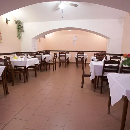 Olga Hotell