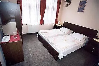 Olga 3* Praha